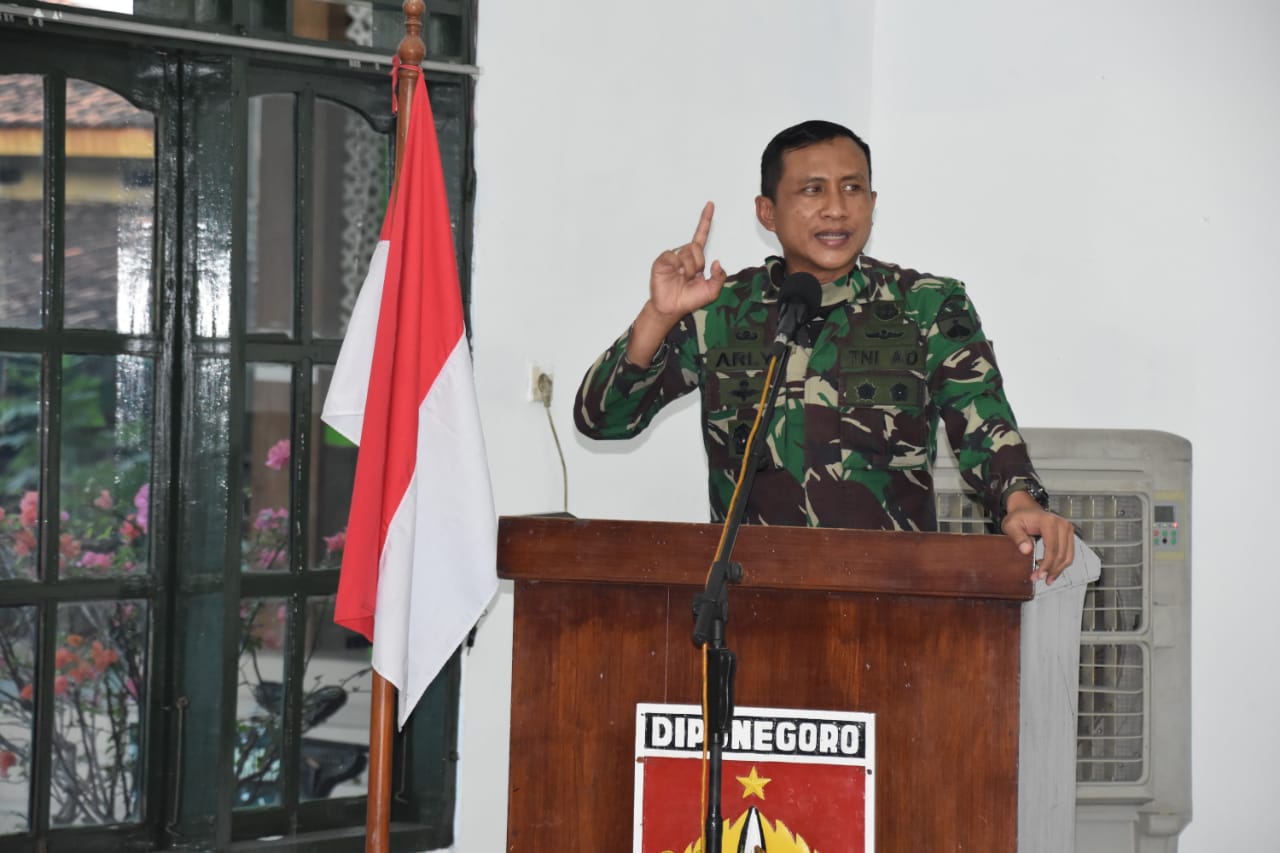 Pesan Danrem 073/Makutarama Kepada Anggota Kodim Rembang,â€Bintermu Harimaumuâ€